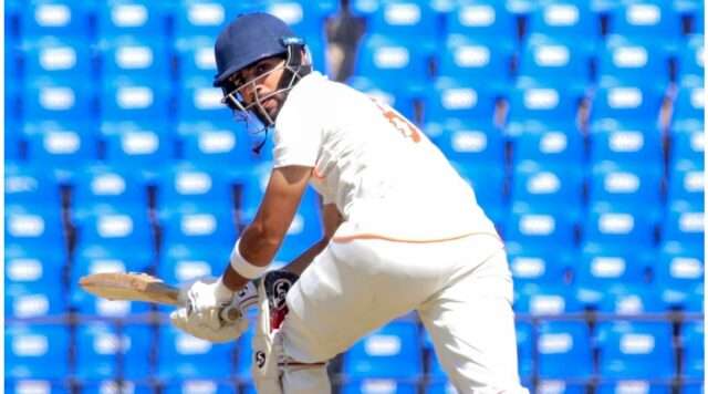 Vidarbha vs Mumbai: A Battle of Grit in the Ranji Trophy Semifinals Vidarbha vs Mumbai: A Battle of Grit in the Ranji Trophy Semifinals