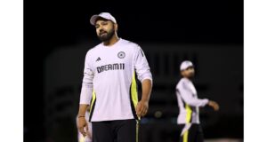 Explore the epic semi-final clash between India and Australia in the 2025 Champions Trophy, focusing on toss strategies, player performances, and historical context (c.ndtvimg.com).