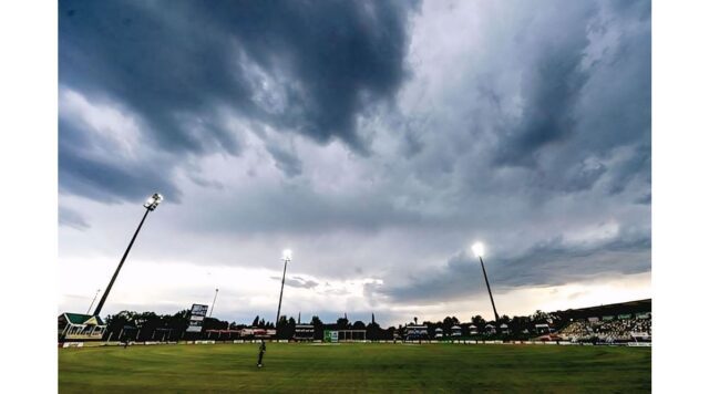 Cricket Showdown: Malaysia vs Bahrain in the T20I Tri-Series 2025 - Image 1 Previewing the Malaysia vs Bahrain match in the T20I Tri-Series 2025, including team forms, pitch conditions, and fantasy cricket tips (staticg.sportskeeda.com).