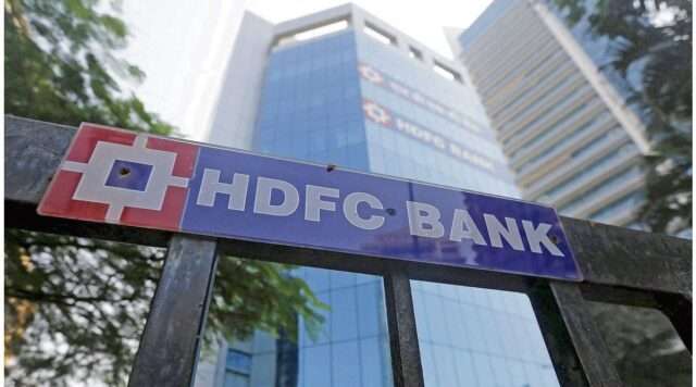 HDFC Bank's Digital Transformation: A Game Changer in Banking Explore HDFC Bank's latest digital transformation initiatives that are revolutionizing customer experience and promoting sustainability in banking. Image courtesy (www.livemint.com)