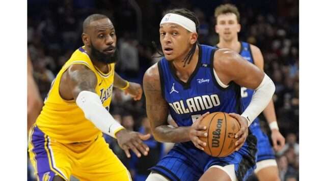 Lakers Struggle as Magic Rise: A Game of Missed Opportunities Lakers lose to Magic, marking their third straight defeat; Orlando's Wagner shines in crucial victory. Image courtesy (bloximages.chicago2.vip.townnews.com)