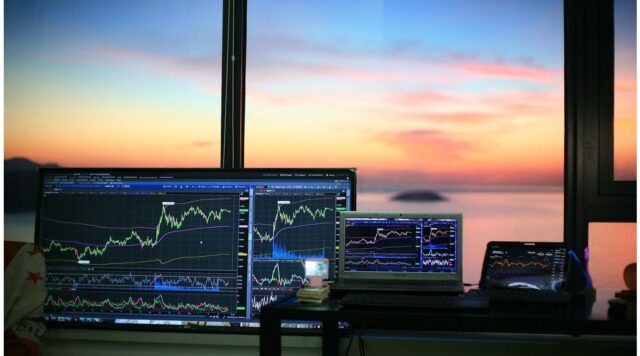 Manappuram Finance Share Price: What Investors Need to Know This article explores the recent trends in Manappuram Finance share price, analyzing factors influencing its market performance and future potential for investors. Image courtesy (images.cnbctv18.com)