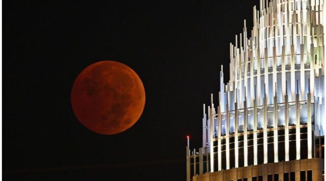 Mark Your Calendars: The Spectacular Full Moon Lunar Eclipse of March 2025 - Image 1 Don't miss the total lunar eclipse on March 13-14, 2025, a rare opportunity to see the Blood Moon (cdn.mos.cms.futurecdn.net).