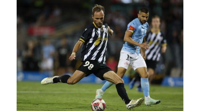 Melbourne City vs. Macarthur: A Clash of Form and Fate in the A-League - Image 1 Melbourne City faces Macarthur FC in a crucial A-League match, impacting playoff hopes for both teams (s.yimg.com).