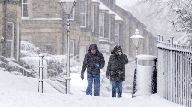 Met Office Warns of Extreme Weather Conditions Ahead The Met Office has issued warnings for severe weather conditions, including heavy rain and strong winds, expected to affect various parts of the UK. Stay informed and safe with the latest updates. Image courtesy (cdn.images.express.co.uk)