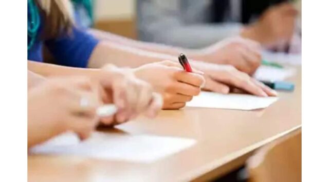 Navigating BSF Recruitment: A Complete Guide to Admit Cards and Physical Tests in 2025 - Image 1 A comprehensive guide to BSF recruitment 2025, focusing on admit cards and physical tests for ASI and HCM positions (c.ndtvimg.com).