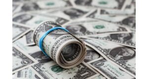 Explore how ECB policies and U.S. trade tensions influence the euro and dollar dynamics in the global currency market. Image courtesy (responsive.fxempire.com)