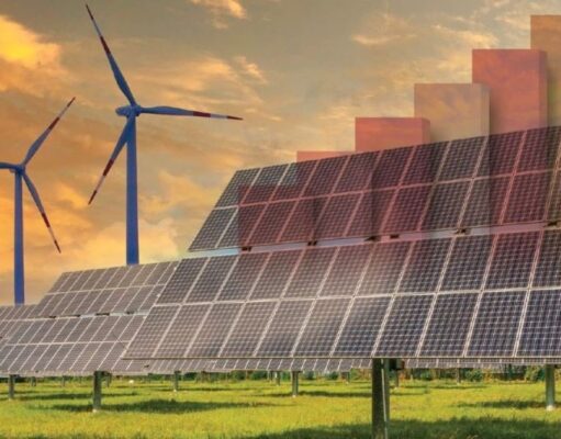 Explore India's journey towards achieving 500GW of renewable energy by 2030, addressing challenges and investment opportunities. Image courtesy (akm-img-a-in.tosshub.com)