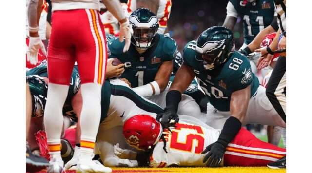 NFL 2023 Season: A Fresh Start with New Faces and High Hopes The 2023 NFL season is here, featuring new talent, fierce competition, and ongoing social initiatives. Dive into the latest updates and what to expect this year (s.yimg.com).