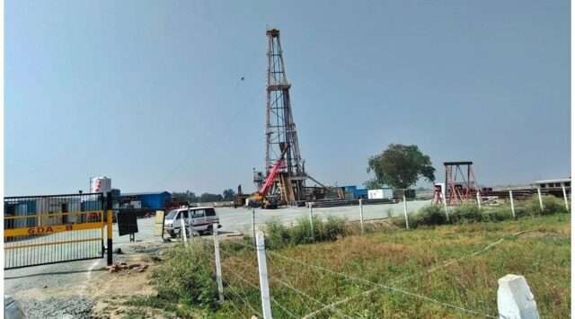 ONGC's New Strategies to Tackle Energy Transition Challenges ONGC is making significant strides towards sustainability with investments in renewable energy and a commitment to net-zero emissions by 2038. Image courtesy (akm-img-a-in.tosshub.com)