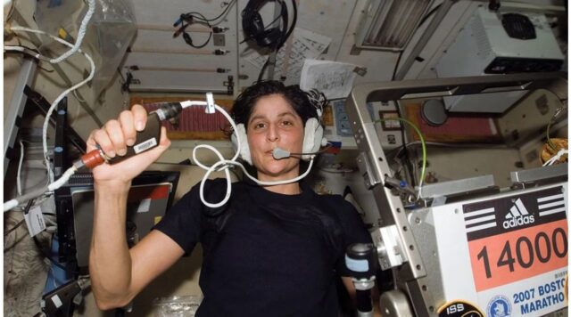 Rescue Mission: Sunita Williams' Journey Back from the ISS Sunita Williams prepares for her return from the ISS after a 9-month ordeal, highlighting the challenges of space travel. Image courtesy (cf-img-a-in.tosshub.com)
