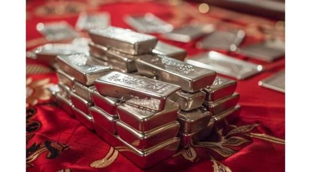 Silver Prices Soar: What Today's Market Tells Us Today, silver prices have surged to approximately $25.50 per ounce, driven by economic uncertainty and increased consumer interest in silver as a safe haven investment (responsive.fxempire.com).