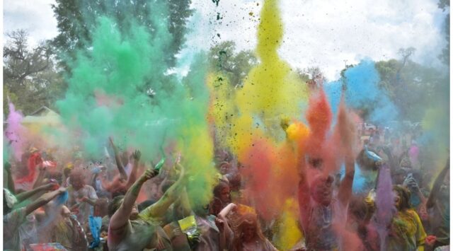 The Color of Work: Navigating Festival Celebrations in Indian Workplaces Explore the controversy over workplace restrictions on Holi celebrations in India, shedding light on employee rights and cultural sensitivity. Image courtesy (www.hindustantimes.com)