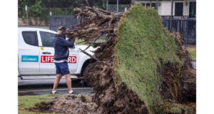 Explore the impact of Cyclone Alfred on school closures in Queensland and community responses to natural disasters. Image courtesy (www.aljazeera.com)