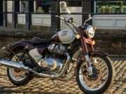 Royal Enfield Classic 650 Reviewed: Old-School Soul Meets 2025 Innovation | March 27, 2025 Explore the Royal Enfield Classic 650, a perfect blend of vintage style and modern performance, making it a popular choice among motorcycle enthusiasts. Image courtesy (imgd.aeplcdn.com)