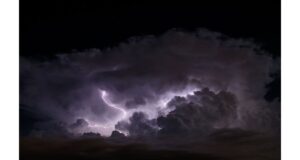 Explore the causes and impacts of power outages and learn how to prepare your community for future storms (s.hdnux.com).