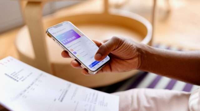 The Evolution of Money Transfer: How Technology is Changing Our Transactions Explore how technology is revolutionizing money transfer, from P2P payment apps to cryptocurrency and beyond. Image courtesy (www.usatoday.com)