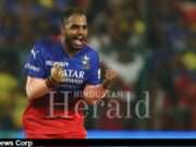 Slower Balls & Steel Nerves: Yash Dayal’s Redemption at Sawai Mansingh Stadium – IPL 2025 Spotlight Explore Yash Dayal's inspiring comeback in IPL 2025, showcasing his growth and pivotal role in RCB's bowling strategy. Image courtesy (hindustanherald.com)