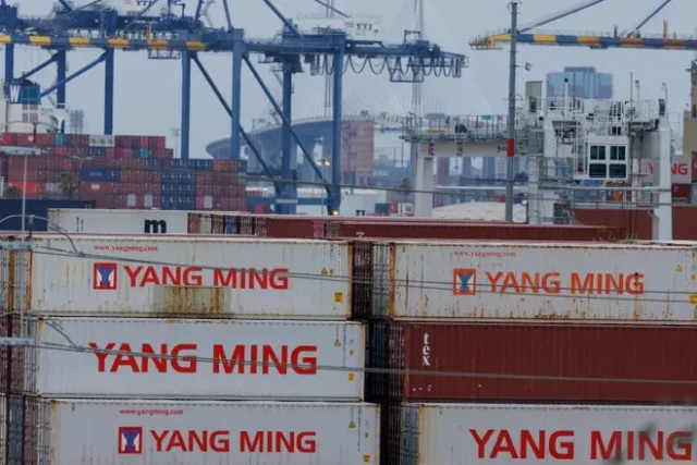 Chinese imports fall due to tariffs Chinese imports fall due to tariffs