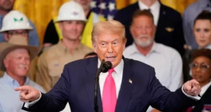 Trump pushes Senate tax bill